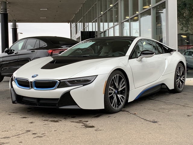 Pre-Owned 2016 BMW i8 Base 2D Coupe in Rochester Hills #M20166A | Mercedes-Benz of Rochester